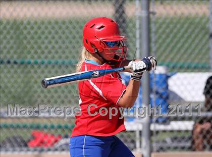 Thumbnail 3 in Eaglecrest @ Cherry Creek photogallery.
