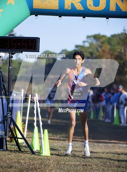 Thumbnail 3 in FHSAA 2A Region 1 Final photogallery.