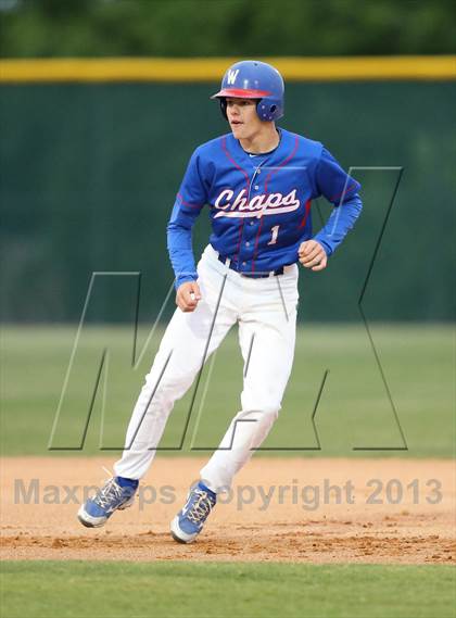 Thumbnail 2 in Westlake vs Cedar Ridge (5A Region 2 Bi-District Playoff) photogallery.