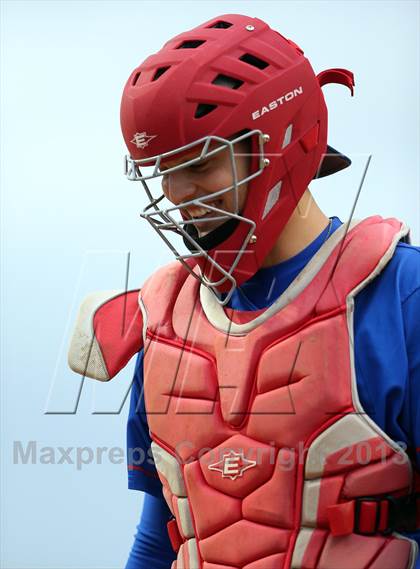 Thumbnail 3 in Westlake vs Cedar Ridge (5A Region 2 Bi-District Playoff) photogallery.