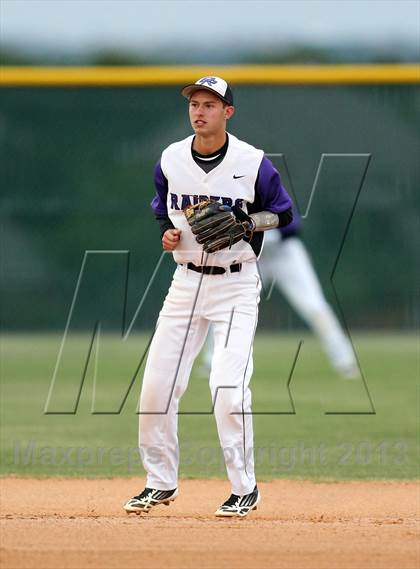 Thumbnail 3 in Westlake vs Cedar Ridge (5A Region 2 Bi-District Playoff) photogallery.