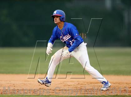 Thumbnail 3 in Westlake vs Cedar Ridge (5A Region 2 Bi-District Playoff) photogallery.