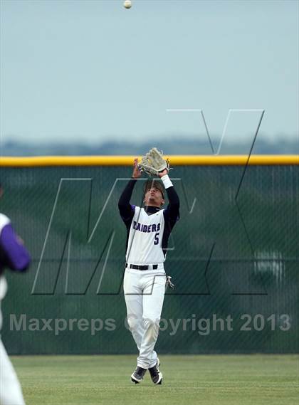 Thumbnail 1 in Westlake vs Cedar Ridge (5A Region 2 Bi-District Playoff) photogallery.
