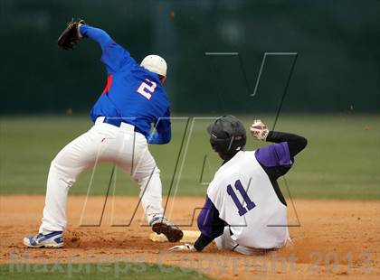 Thumbnail 1 in Westlake vs Cedar Ridge (5A Region 2 Bi-District Playoff) photogallery.