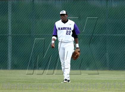 Thumbnail 3 in Westlake vs Cedar Ridge (5A Region 2 Bi-District Playoff) photogallery.