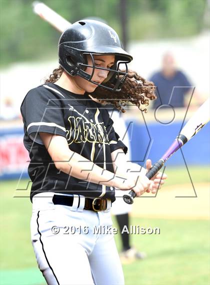 Thumbnail 2 in Sale Creek vs Lookout Valley photogallery.