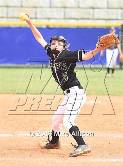 Thumbnail 3 in Sale Creek vs Lookout Valley photogallery.