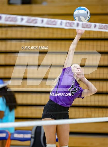 Thumbnail 3 in Grand Oaks vs Willis photogallery.