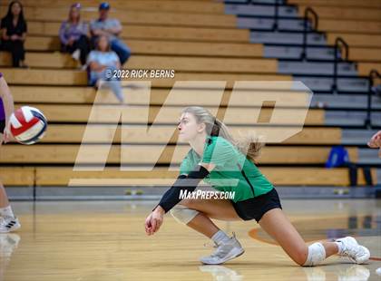 Thumbnail 2 in Grand Oaks vs Willis photogallery.