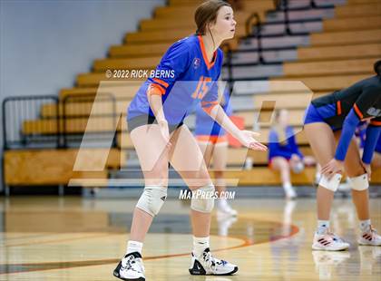 Thumbnail 1 in Grand Oaks vs Willis photogallery.