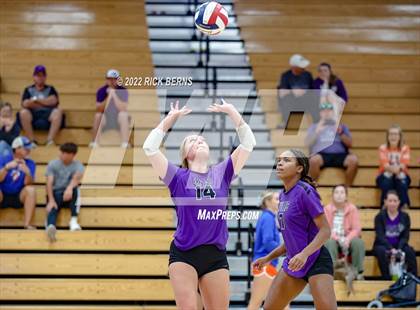 Thumbnail 2 in Grand Oaks vs Willis photogallery.