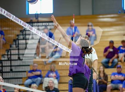 Thumbnail 1 in Grand Oaks vs Willis photogallery.