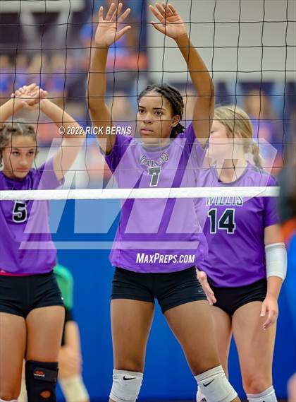 Thumbnail 3 in Grand Oaks vs Willis photogallery.