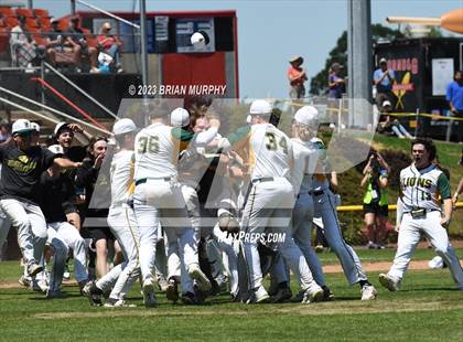 Thumbnail 1 in Jesuit vs West Linn (OSAA 6A Final) photogallery.