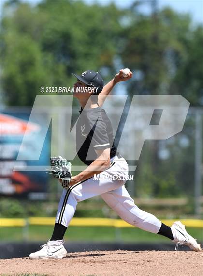 Thumbnail 1 in Jesuit vs West Linn (OSAA 6A Final) photogallery.