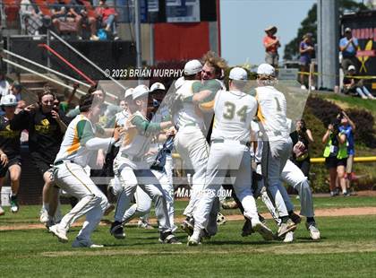 Thumbnail 3 in Jesuit vs West Linn (OSAA 6A Final) photogallery.