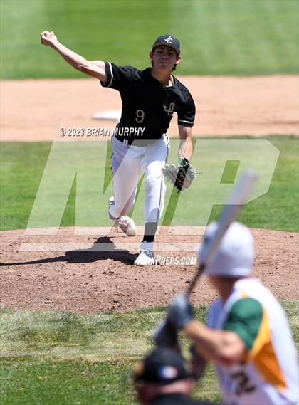 Thumbnail 3 in Jesuit vs West Linn (OSAA 6A Final) photogallery.