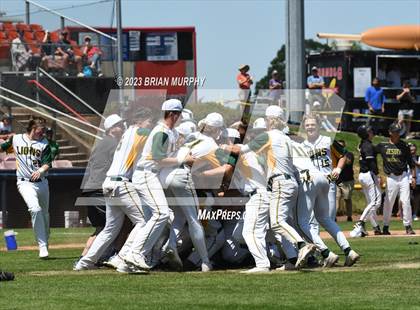 Thumbnail 3 in Jesuit vs West Linn (OSAA 6A Final) photogallery.