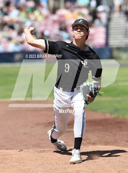 Thumbnail 1 in Jesuit vs West Linn (OSAA 6A Final) photogallery.