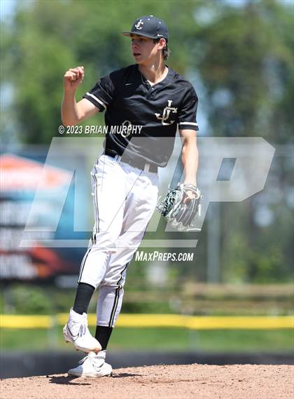 Thumbnail 1 in Jesuit vs West Linn (OSAA 6A Final) photogallery.