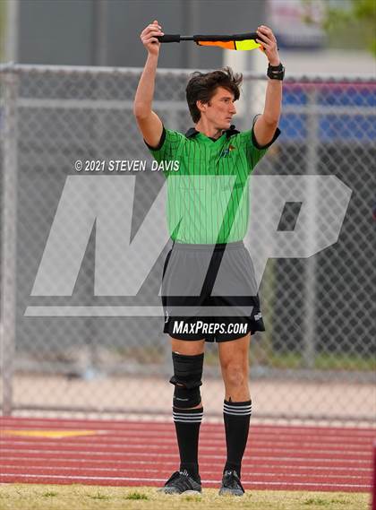 Thumbnail 1 in Red Mountain vs. Perry (AIA 6A Quarterfinals) photogallery.