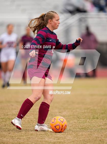 Thumbnail 3 in Red Mountain vs. Perry (AIA 6A Quarterfinals) photogallery.