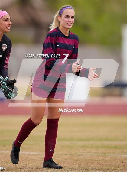 Thumbnail 2 in Red Mountain vs. Perry (AIA 6A Quarterfinals) photogallery.