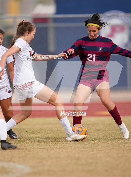Thumbnail 2 in Red Mountain vs. Perry (AIA 6A Quarterfinals) photogallery.