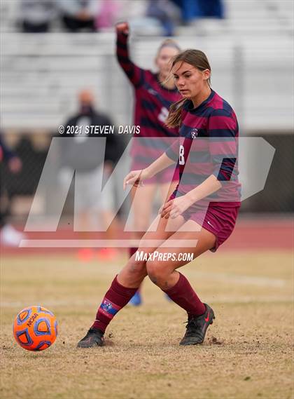 Thumbnail 3 in Red Mountain vs. Perry (AIA 6A Quarterfinals) photogallery.