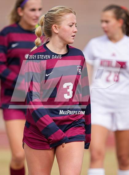 Thumbnail 2 in Red Mountain vs. Perry (AIA 6A Quarterfinals) photogallery.