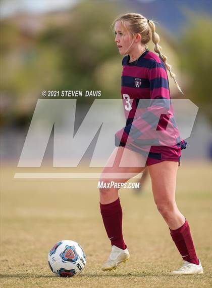 Thumbnail 3 in Red Mountain vs. Perry (AIA 6A Quarterfinals) photogallery.
