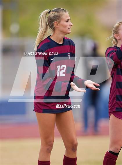 Thumbnail 2 in Red Mountain vs. Perry (AIA 6A Quarterfinals) photogallery.