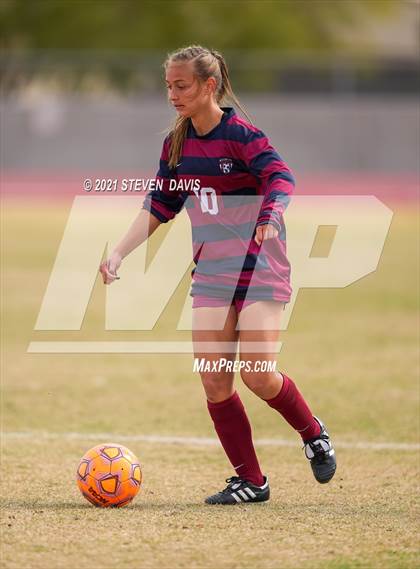 Thumbnail 3 in Red Mountain vs. Perry (AIA 6A Quarterfinals) photogallery.