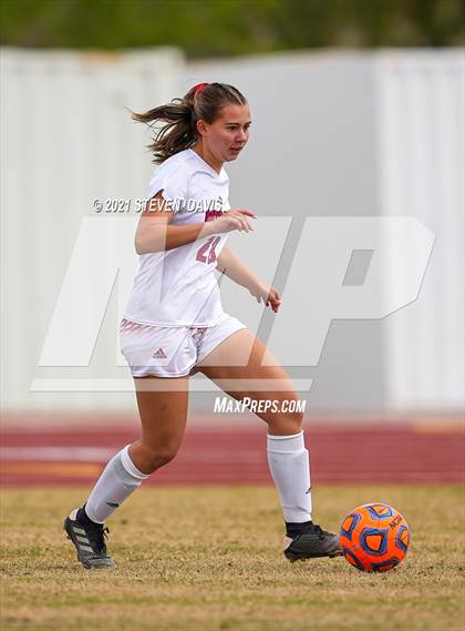 Thumbnail 2 in Red Mountain vs. Perry (AIA 6A Quarterfinals) photogallery.