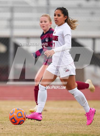 Thumbnail 1 in Red Mountain vs. Perry (AIA 6A Quarterfinals) photogallery.