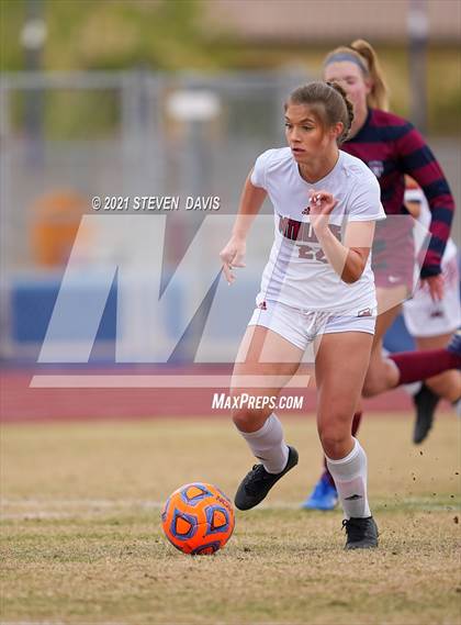 Thumbnail 2 in Red Mountain vs. Perry (AIA 6A Quarterfinals) photogallery.