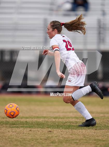 Thumbnail 1 in Red Mountain vs. Perry (AIA 6A Quarterfinals) photogallery.