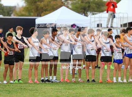 Thumbnail 1 in UIL 4A Boys Cross Country State Final photogallery.