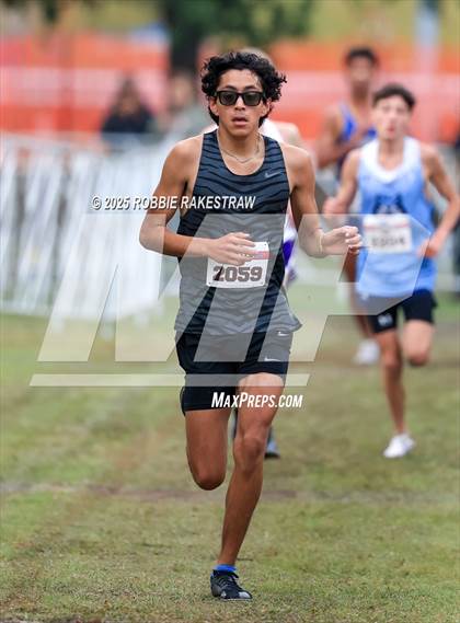 Thumbnail 1 in UIL 4A Boys Cross Country State Final photogallery.