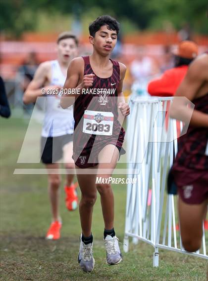 Thumbnail 1 in UIL 4A Boys Cross Country State Final photogallery.