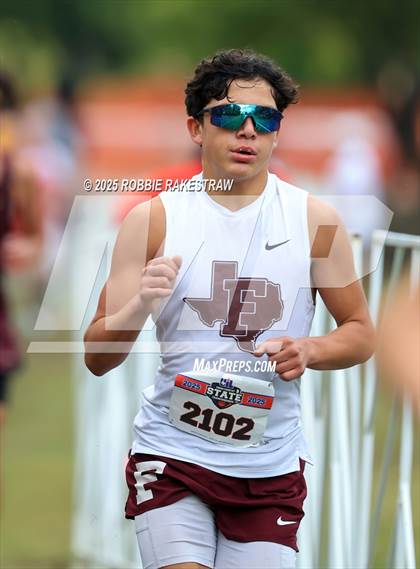 Thumbnail 3 in UIL 4A Boys Cross Country State Final photogallery.