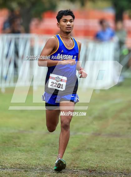 Thumbnail 3 in UIL 4A Boys Cross Country State Final photogallery.