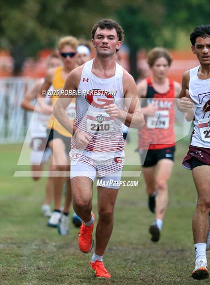 Thumbnail 2 in UIL 4A Boys Cross Country State Final photogallery.