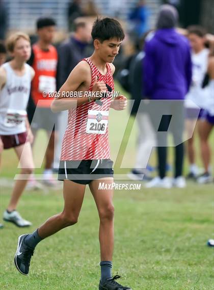 Thumbnail 1 in UIL 4A Boys Cross Country State Final photogallery.