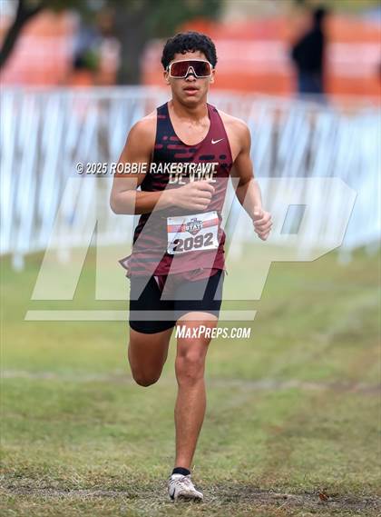 Thumbnail 1 in UIL 4A Boys Cross Country State Final photogallery.