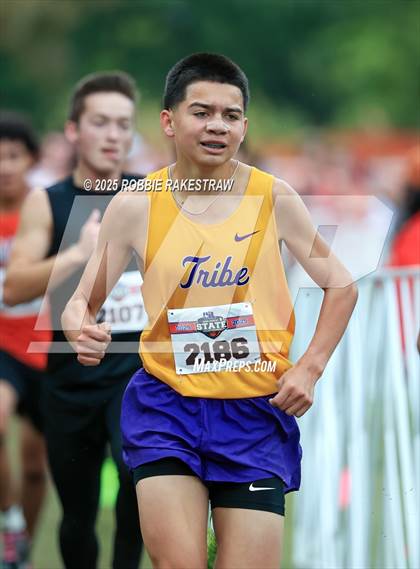 Thumbnail 3 in UIL 4A Boys Cross Country State Final photogallery.