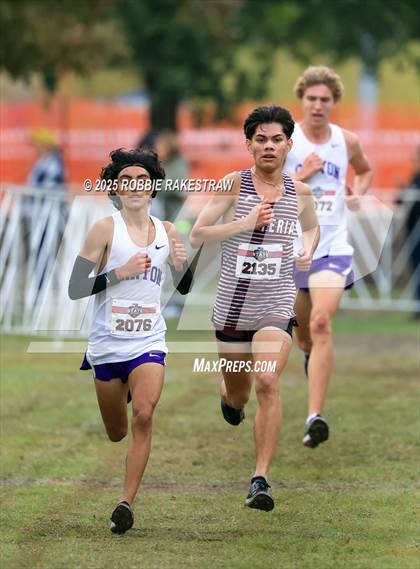 Thumbnail 2 in UIL 4A Boys Cross Country State Final photogallery.
