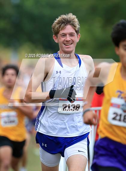 Thumbnail 1 in UIL 4A Boys Cross Country State Final photogallery.