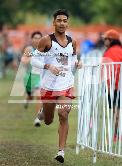 Thumbnail 1 in UIL 4A Boys Cross Country State Final photogallery.