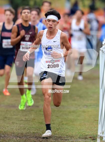 Thumbnail 1 in UIL 4A Boys Cross Country State Final photogallery.